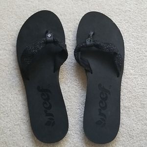 3 for $30: Reef Black Sandals